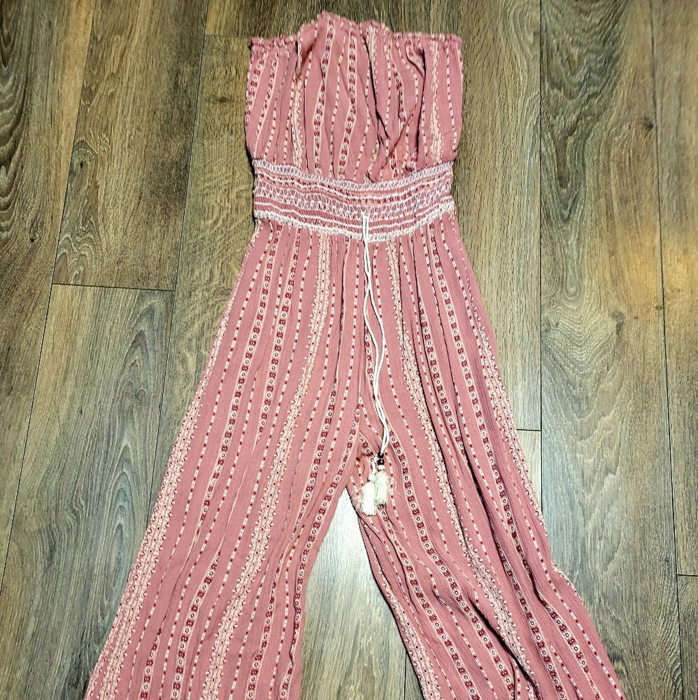 Strapless jumper